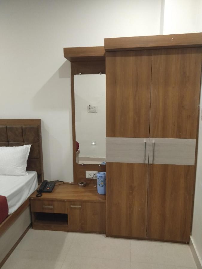 Rudraksha Guest House Varanasi Exterior foto