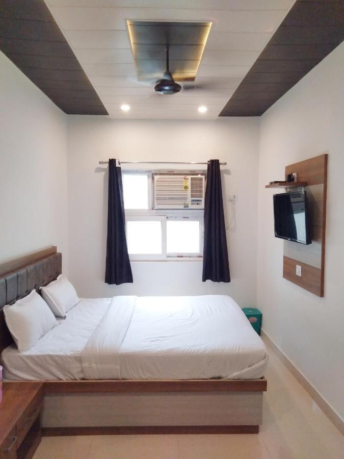 Rudraksha Guest House Varanasi Exterior foto