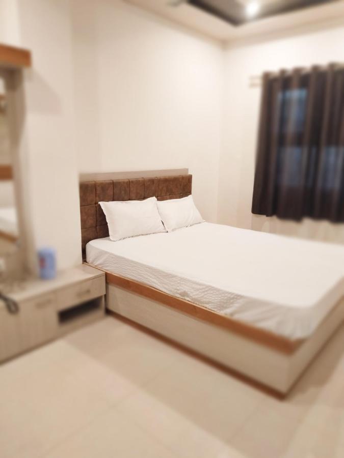 Rudraksha Guest House Varanasi Exterior foto